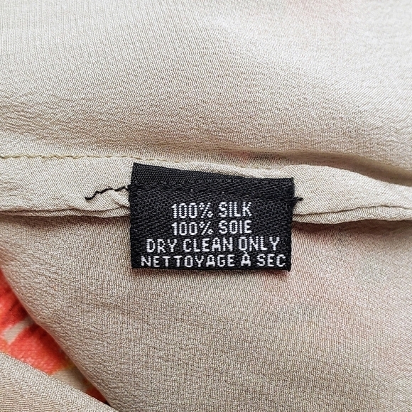 Tolani Green Silk Floral Tie Neck Bell Sleeve Tunic Top Size Large - Picture 11 of 11